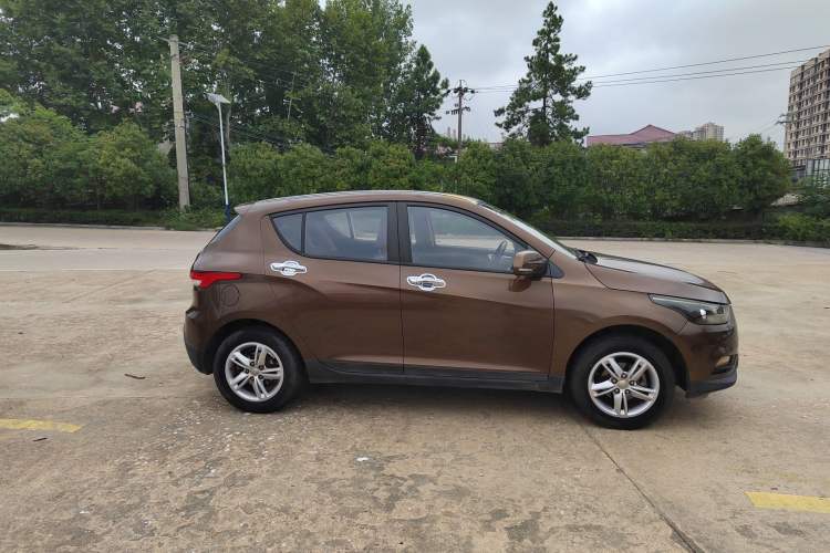 Used FAW Junpai D60 2015 1.5L Manual Luxury Model
