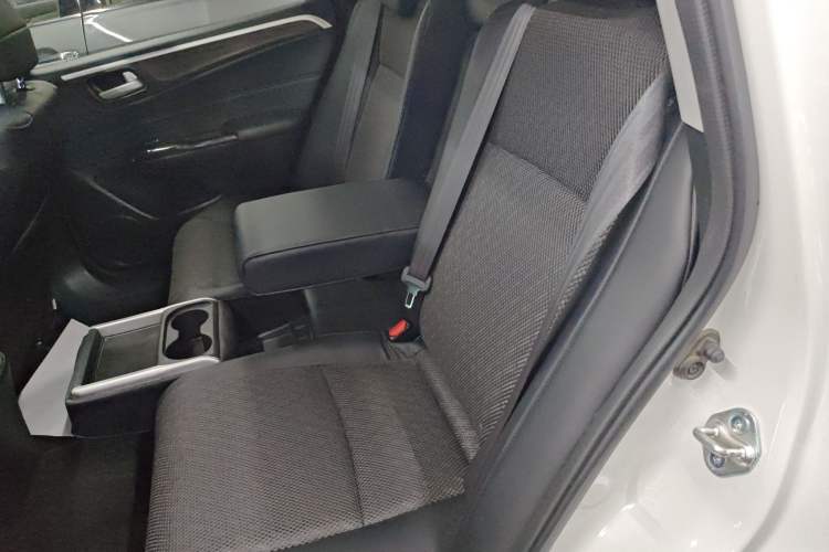 Used Honda Jade 2020 1.8L automatic Comfort version
