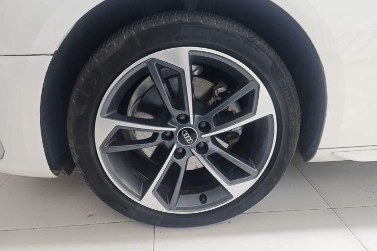 Used Audi A4L 2022 40 TFSI Fashion Dynamic Model
