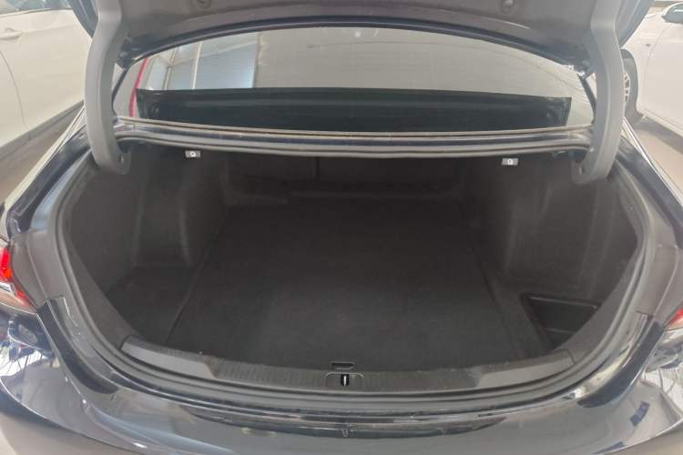 Used Buick LaCrosse 2021 652T Luxury Model
