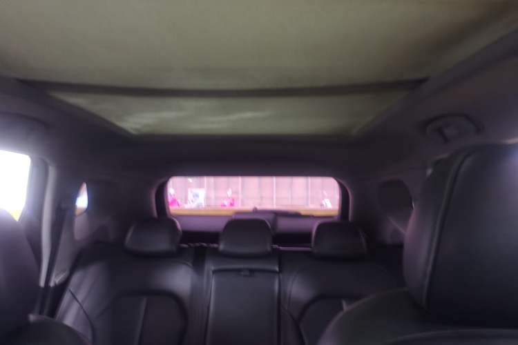 Used Roewe RX5 2016 20T Two-Wheel Drive Automatic Internet Smart Edition