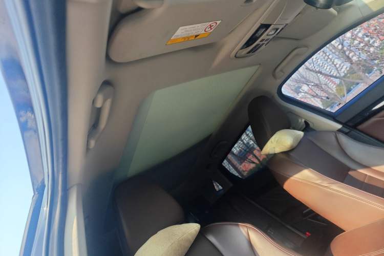 Used Wey VV7 2017 2.0T Ultra-Luxury Version
