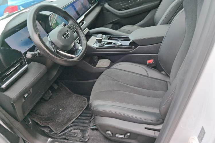 Used Geely Auto Monjaro L 2024 2.0TD High-Power Automatic Two-Wheel Drive Skyline Edition
