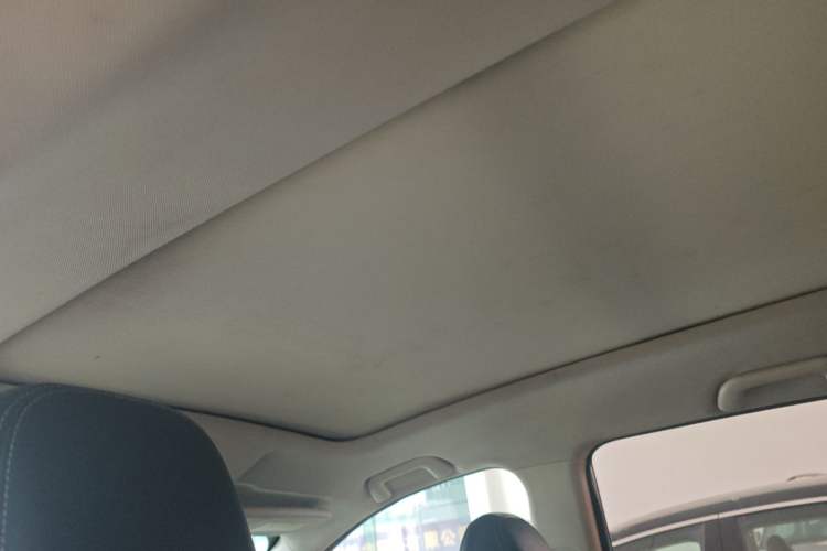 Used Dongfeng Fengon 580 2017 1.5T CVT Smart Connectivity Model
