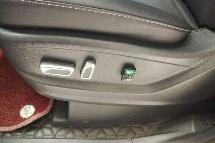 Used GAC Trumpchi M8 2021 Revised Version Lingxiu Series 390T Luxury Edition
