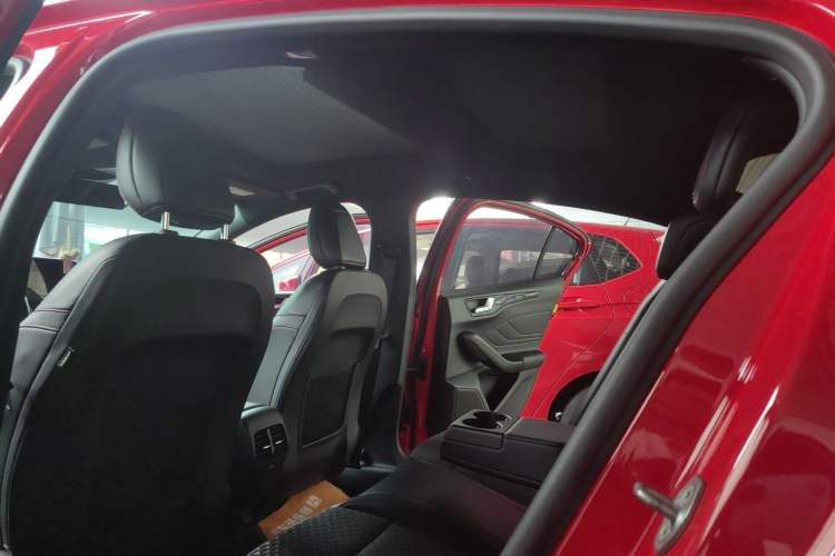 Used Ford Focus 2020 Sedan EcoBoost 180 Automatic ST Line
