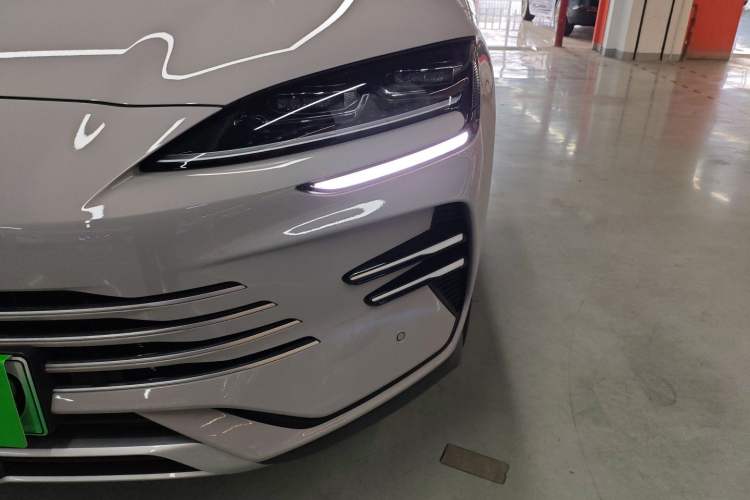 Used BYD Song PLUS New Energy 2025 DM-i Smart Drive 112KM Prestige Model
