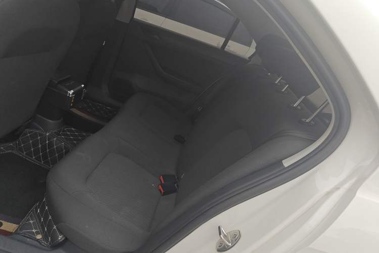 Used Volkswagen Jetta 2017 1.5L Automatic Fashion Model
