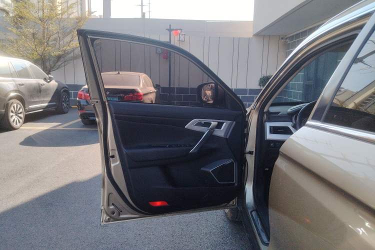 Used Geely Auto Emgrand X7 Sport 2016 1.8TD Automatic Smart Model
