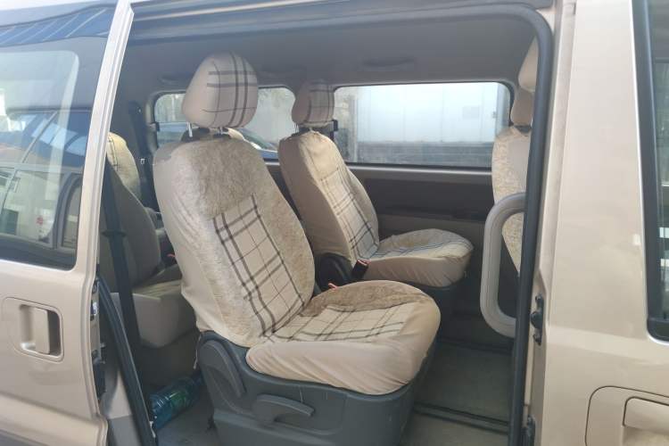 Used FORTHING Lingzhi 2018 M3L 1.6L 9-Seater Comfort Model
