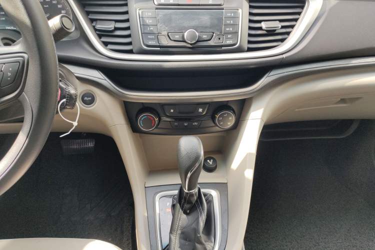 Used Buick GT 2017 15N Automatic Elite Version
