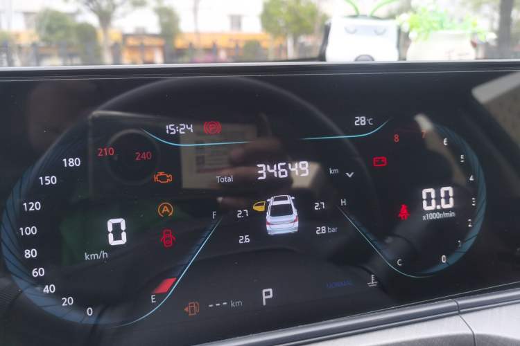 Used Changan Eado 2022 PLUS Blue Whale NE 1.4T GDI DCT Prestige Edition
