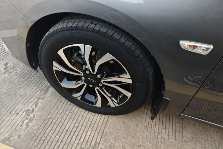 Used Chevrolet Monza 2019 RS 330T Automatic Comfort Edition China VI Standard