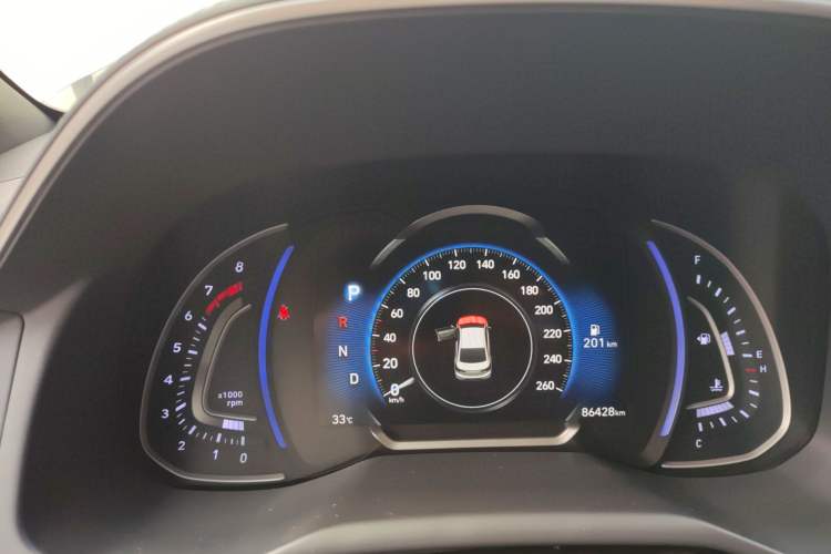 Used Hyundai Elantra 2019 1.4T Dual-Clutch Xuan Dong · Dynamic Model
