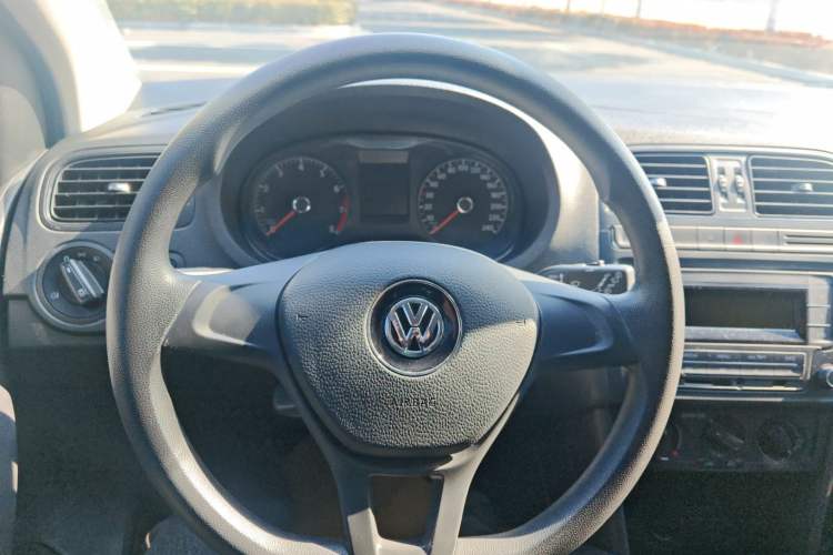 Used Volkswagen Polo 2018 1.5L Manual Drive-Comfort Model
