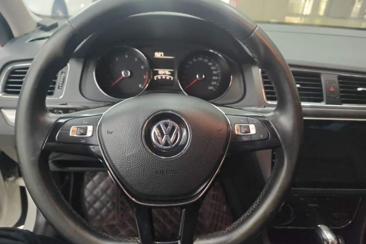 Used Volkswagen Lavida 2017 1.6L Automatic Comfort Edition