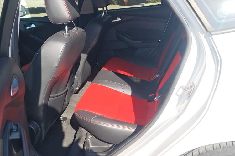 Used Ford Focus 2018 Hatchback Classic 1.6L Automatic Comfort Plus SmartDrive Edition