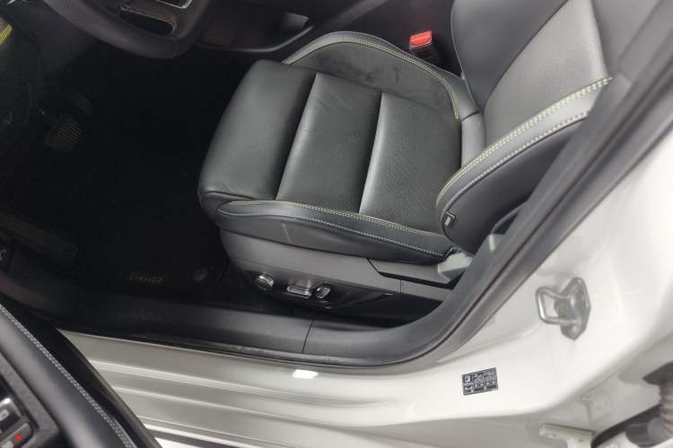 Used Lynk & Co 03 2023 2.0TD DCT H-Power Halo
