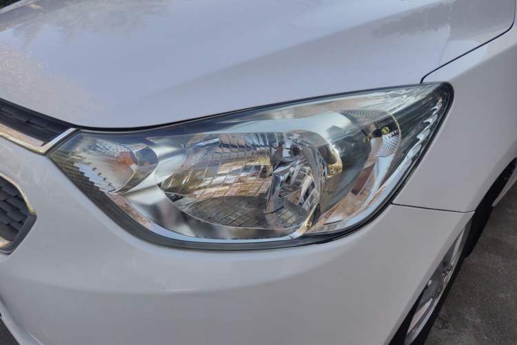 Used Chevrolet Sail 2015 Sail 3 1.3L AMT Ideal Edition