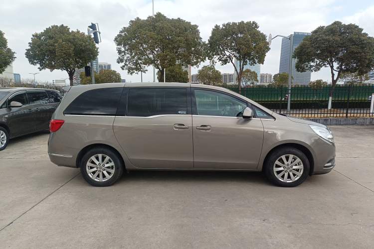 Used Buick GL8 2018 28T Comfort Model China VI Standard