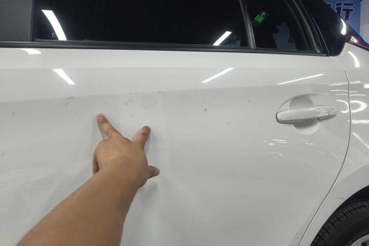 Used Toyota YARiS L 2015 1.5E Automatic Charm Edition
