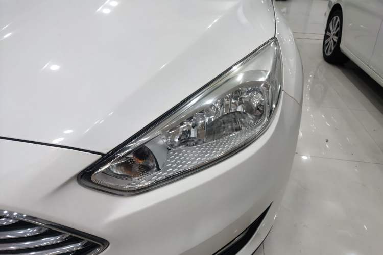 Used Ford Focus 2017 Sedan 1.6L Automatic Comfort Plus SmartDrive Edition
