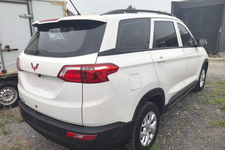 Used Wuling Hongguang S3 2019 1.5L Manual Standard Version China VI Standard
