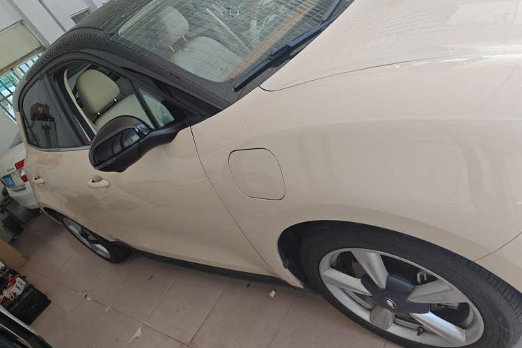 Used ORA Good Cat 2021 400km Standard Range Athena Edition Lithium Iron Phosphate
