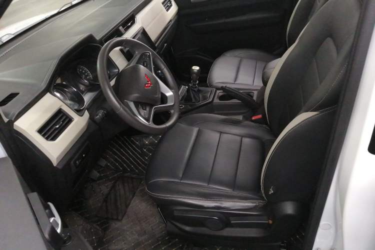 Used Wuling Zhengcheng 2021 1.5T Manual Luxury Version