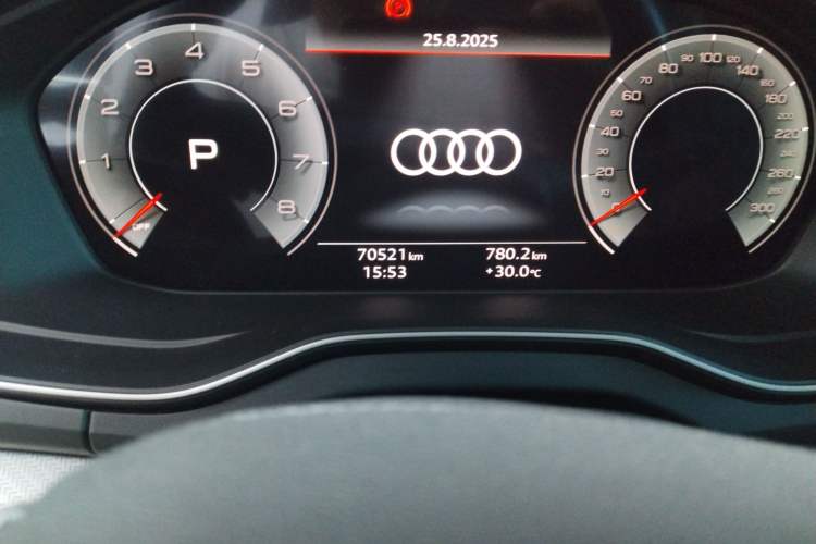 Used Audi Q5L 2022 40T Luxury Dynamic Model
