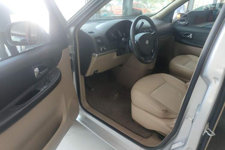 Used Buick GL8 2013 2.4L Executive Edition
