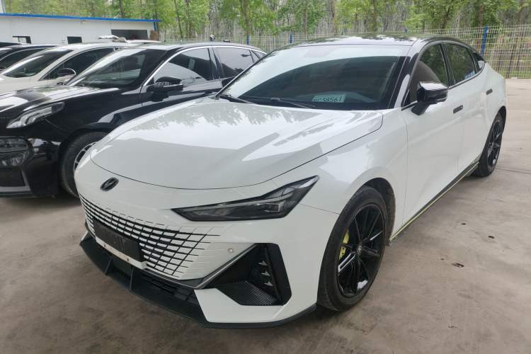 Used Changan UNI-V 2022 1.5T Prestige Version