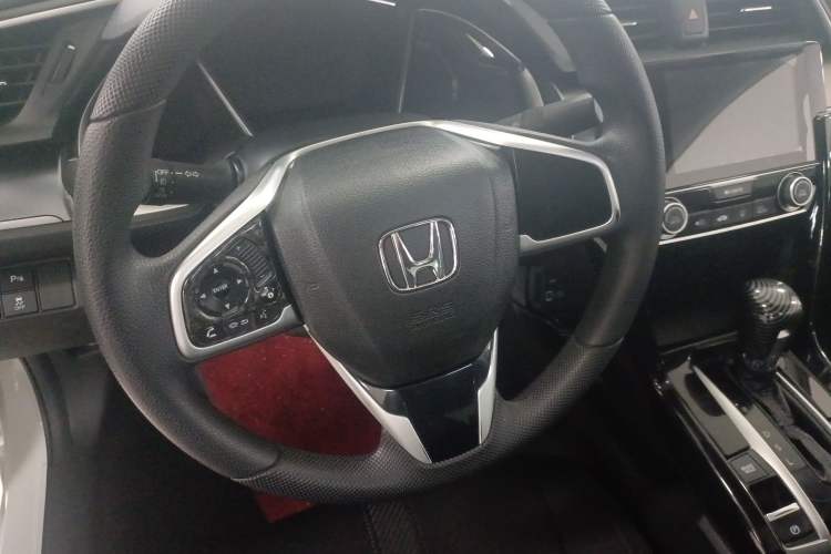 Used Honda Civic 2016 220TURBO CVT Luxury Edition
