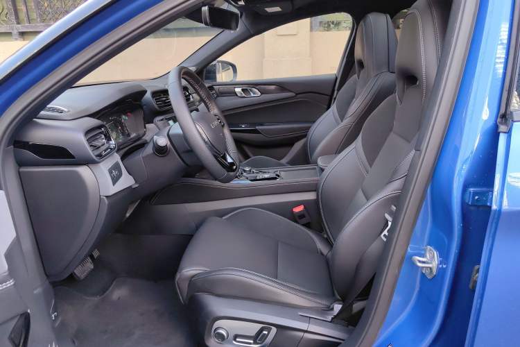 Used Lynk & Co 02 2021 2.0TD Automatic Two-Wheel Drive "Jin" Champion Edition