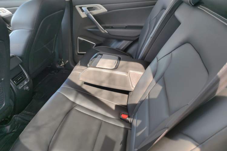 Used Geely Auto Emgrand X7 Sport 2016 1.8TD Automatic Smart Connectivity Version
