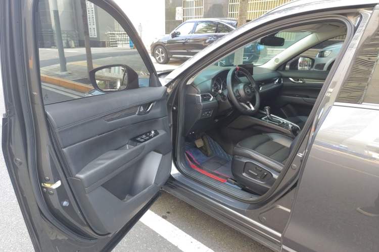 Used Mazda CX-5 2017 2.0L Automatic 2WD Smart Enjoyment Version China V Standard
