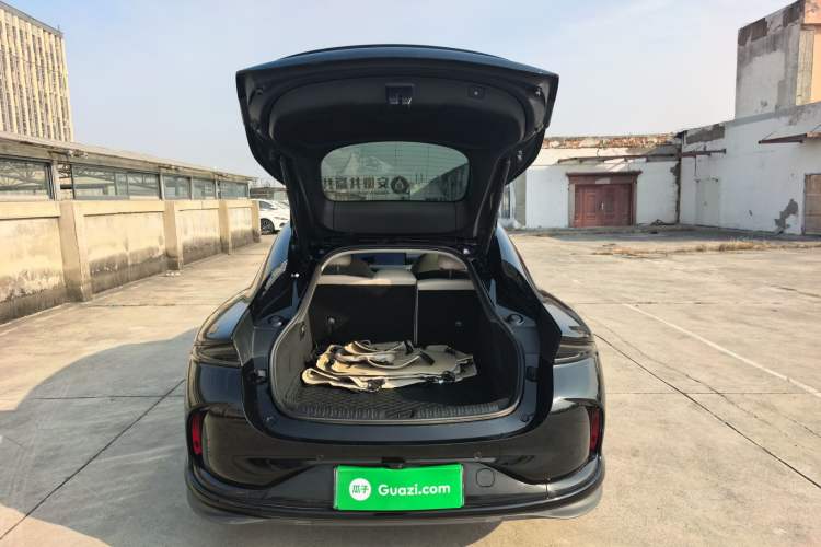 Used  L6 2024 Max Standard Edition
