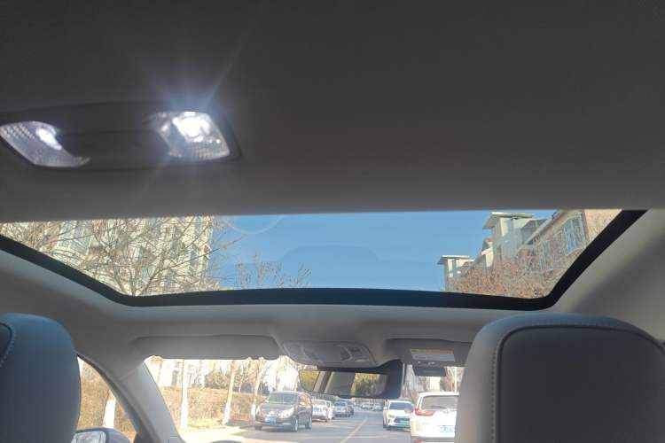 Used  ER6 2020 620 km Smart Edition
