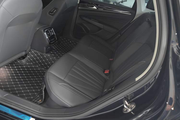 Used Volkswagen Passat 2024 330TSI Starry Elite Edition
