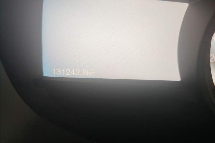 Used Ford Edge 2016 EcoBoost 245 Two-Wheel-Drive Titanium 7-Seater
