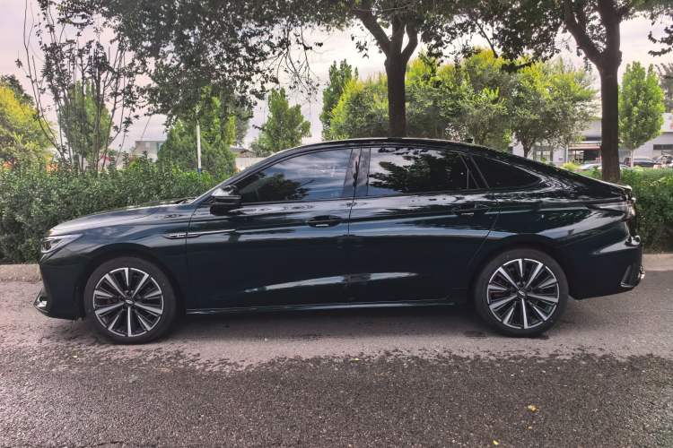 Used Chery Arrizo 8 2023 High-Energy Edition 2.0T DCT Luxury
