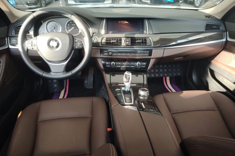 Used BMW 5 Series 2014 525Li Luxury Design Package
