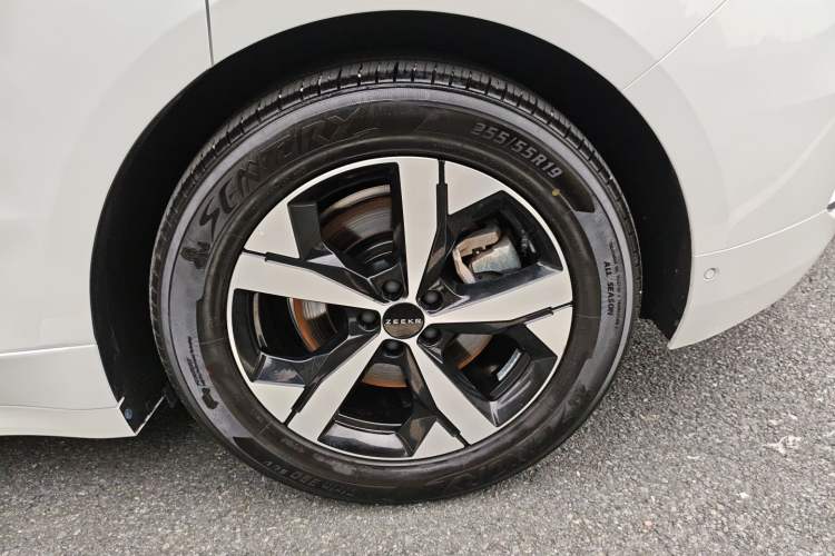 Used Zeekr 001 2022 Ultra-Long Range Single-Motor WE Version
