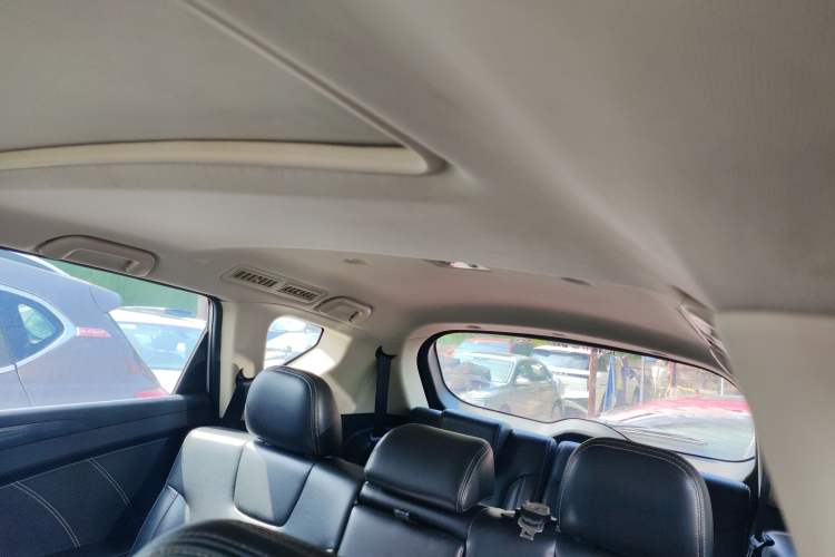 Used Dongfeng Fengon 580 2017 1.5T CVT Luxury Model
