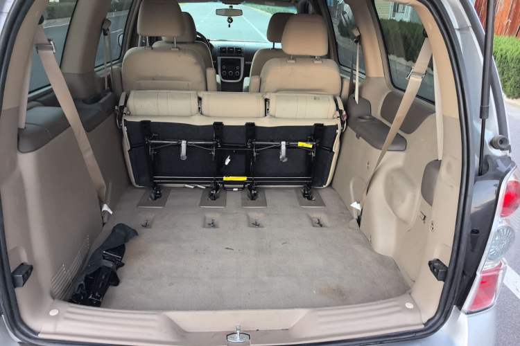 Used Buick GL8 2014 2.4L Classic Edition
