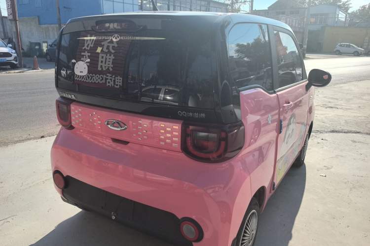 Used Chery QQ Ice Cream 2022 170km Sundae Phosphate Lithium-Ion
