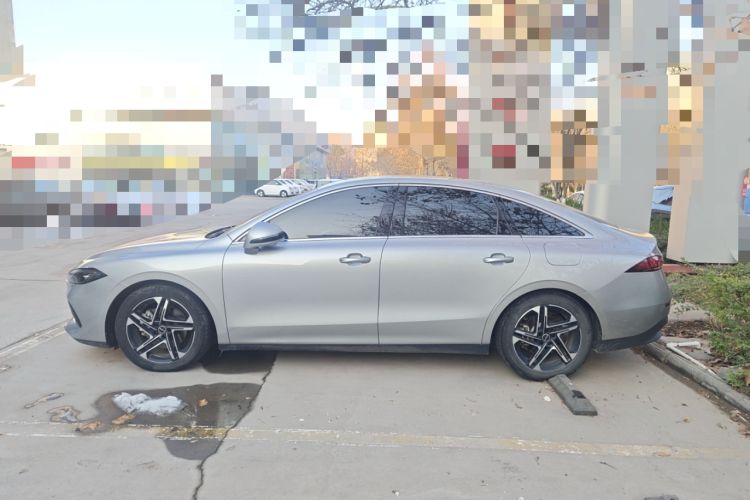 Used Roewe D7 2023 DMH 125km Flagship Edition