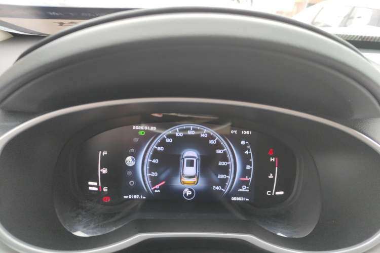 Used Geely Auto Emgrand X7 Sport 2020 1.8TD DCT Two-Wheel Drive Smart Connect 4G-Enabled Version
