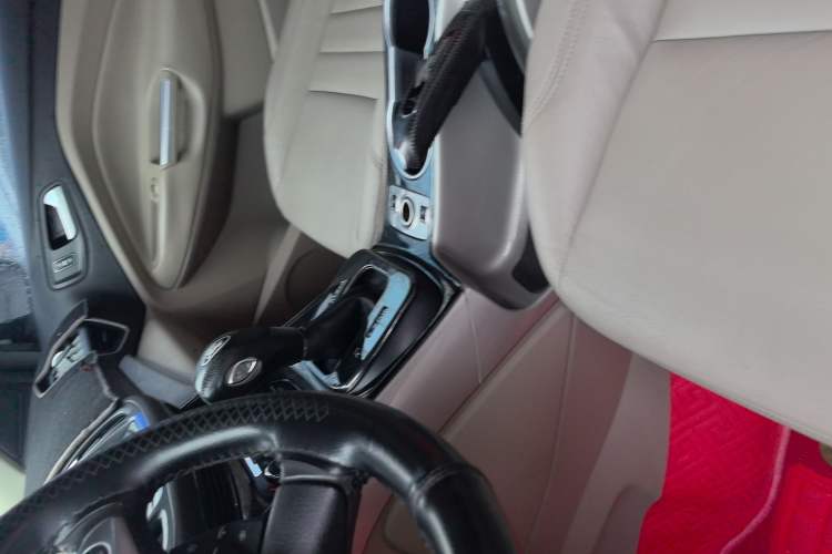 Used Ford Kuga 2013 2.0L GTDi Four-Wheel-Drive Elite Model