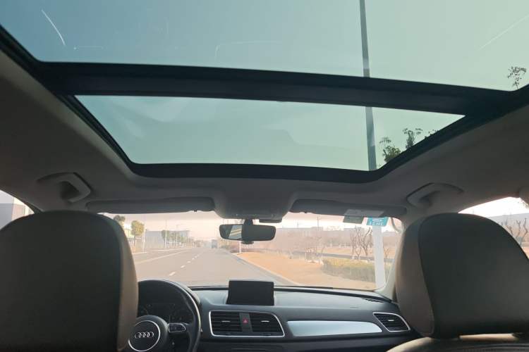 Used Audi Q3 2017 30 TFSI Fashion Model
